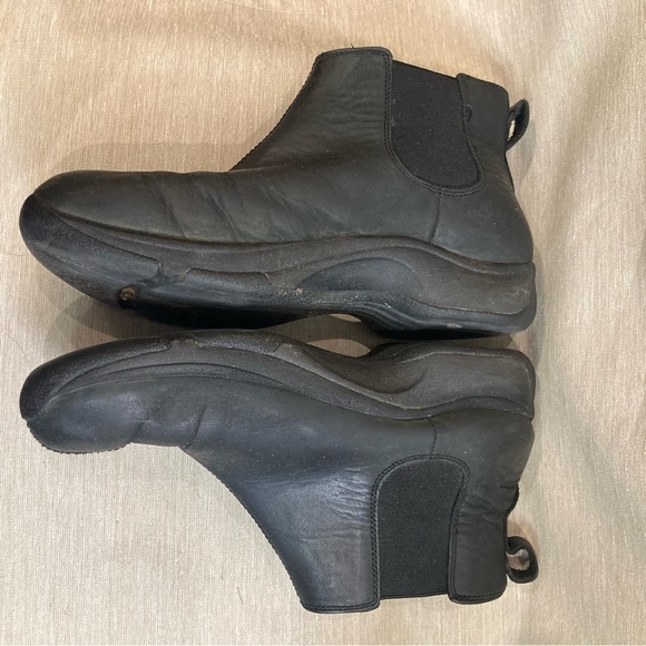 DANSKO Sz 40 Leather Chelsea Style  Pull On Comfort Ankle Booties - Picture 4 of 8